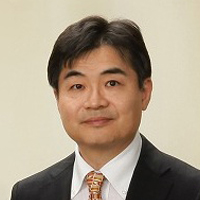 近野 泰