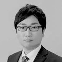 山崎 亮輔のポートレート