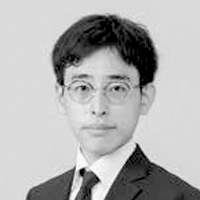 村井 智也のポートレート